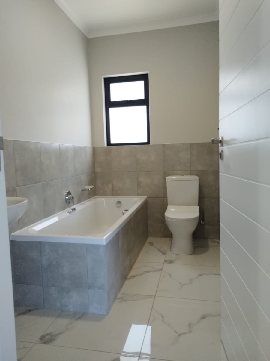 3 Bedroom Property for Sale in Kidds Beach Eastern Cape